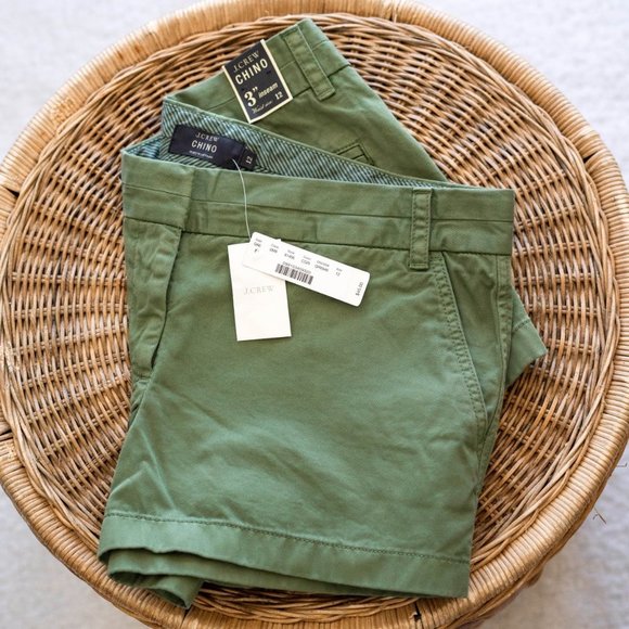 J. Crew Pants - NWT! J CREW GREEN CLASSIC CHINO SHORTS SZ 12